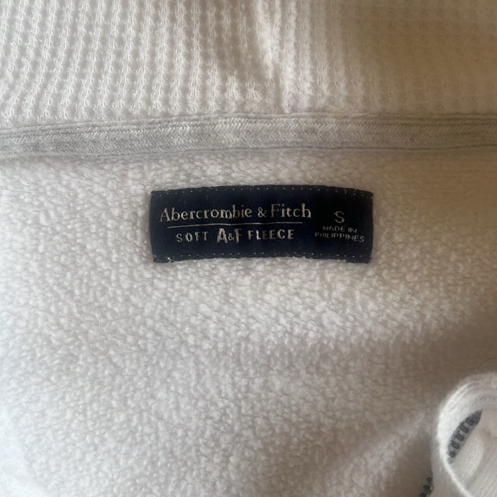White A&F hoodie - Picture 2 of 5